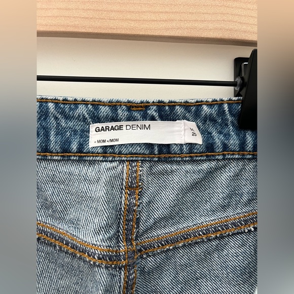 Garage Denim Mom short - Picture 3 of 3